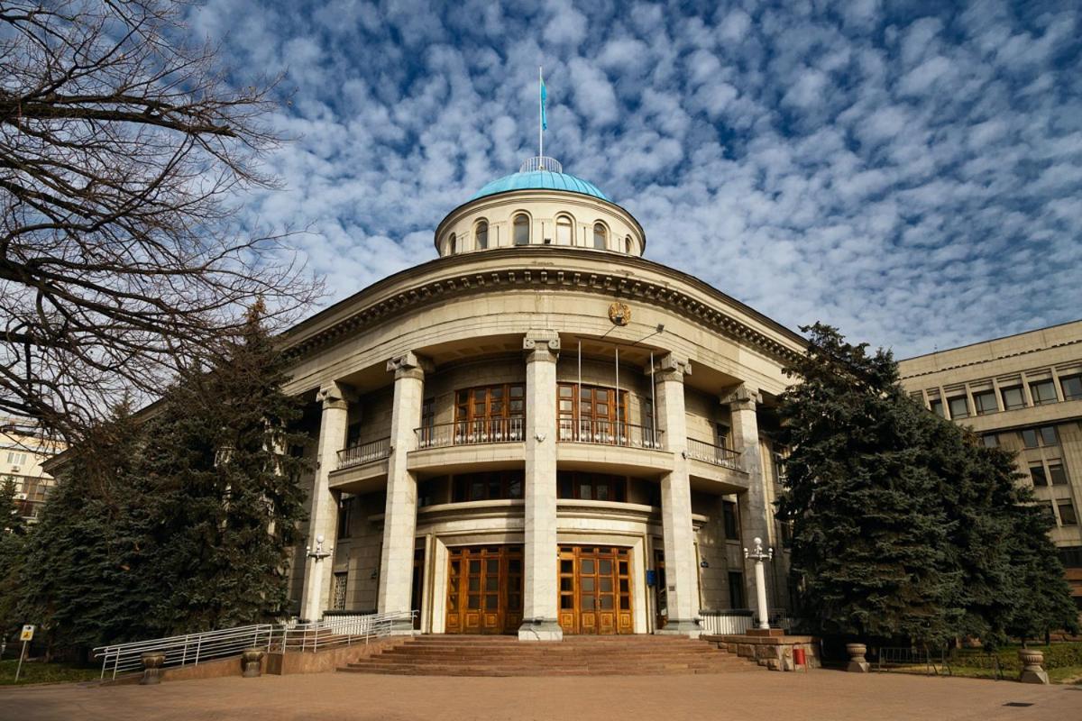 Nadezhda Apartments On Gogol Street 117-127 Almaty Esterno foto